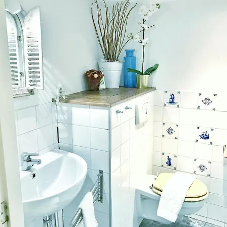 Alojamento de Acomodação e Pequeno-almoço At Amesterdão